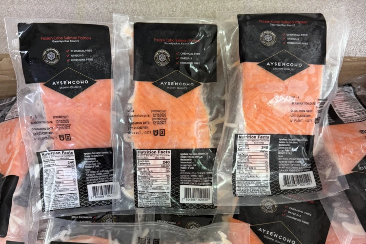 Łosoś_coho_sashimi.png